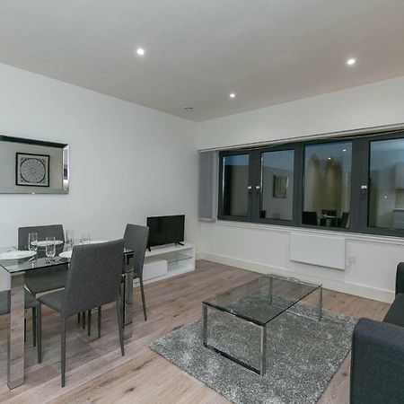 Deluxe Apartments By Heathrow Harmondsworth Eksteriør billede