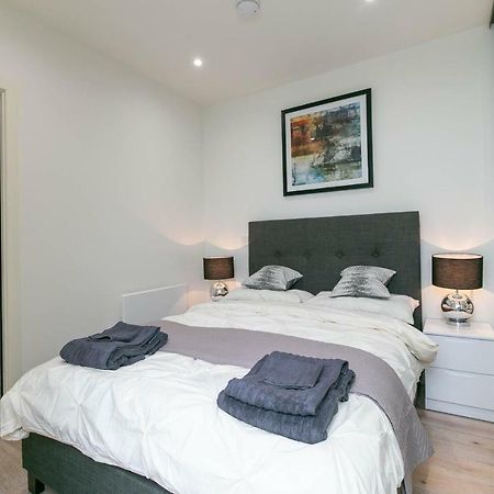 Deluxe Apartments By Heathrow Harmondsworth Eksteriør billede