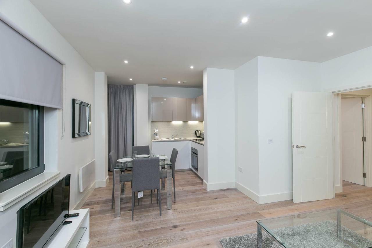 Deluxe Apartments By Heathrow Harmondsworth Eksteriør billede