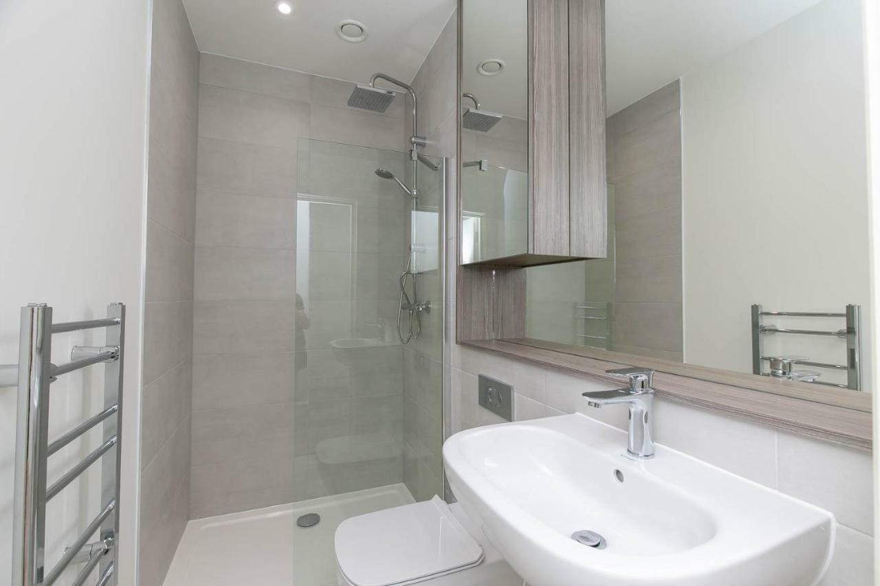 Deluxe Apartments By Heathrow Harmondsworth Eksteriør billede