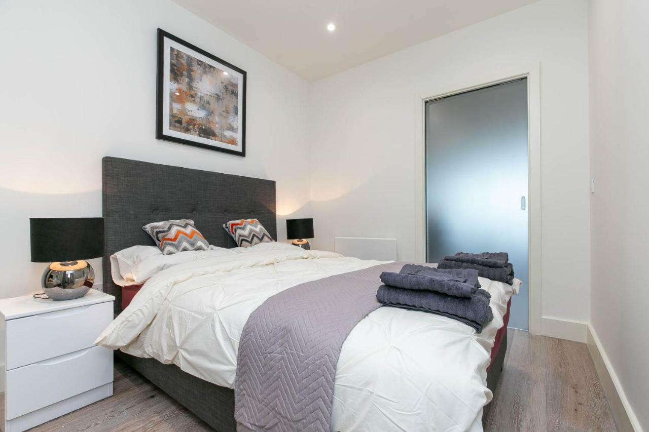 Deluxe Apartments By Heathrow Harmondsworth Eksteriør billede
