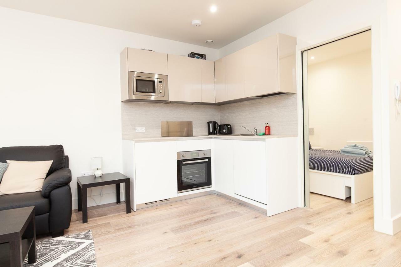Deluxe Apartments By Heathrow Harmondsworth Eksteriør billede