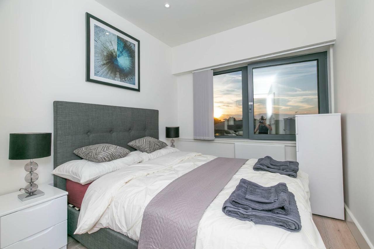 Deluxe Apartments By Heathrow Harmondsworth Eksteriør billede