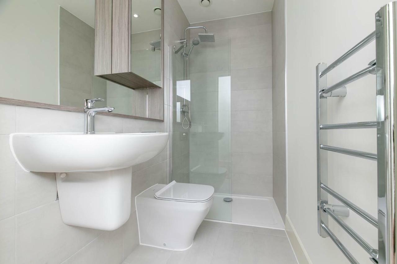 Deluxe Apartments By Heathrow Harmondsworth Eksteriør billede